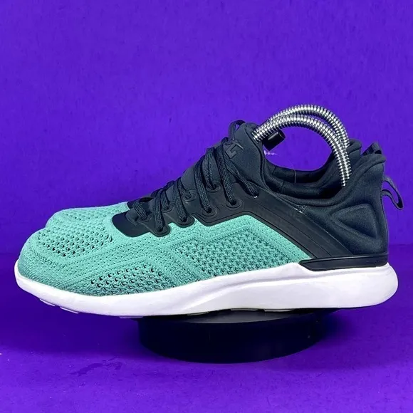 APL Technoloom Tracer 0421XC Green Women's Running Sneakers Shoes Size 8-NEW