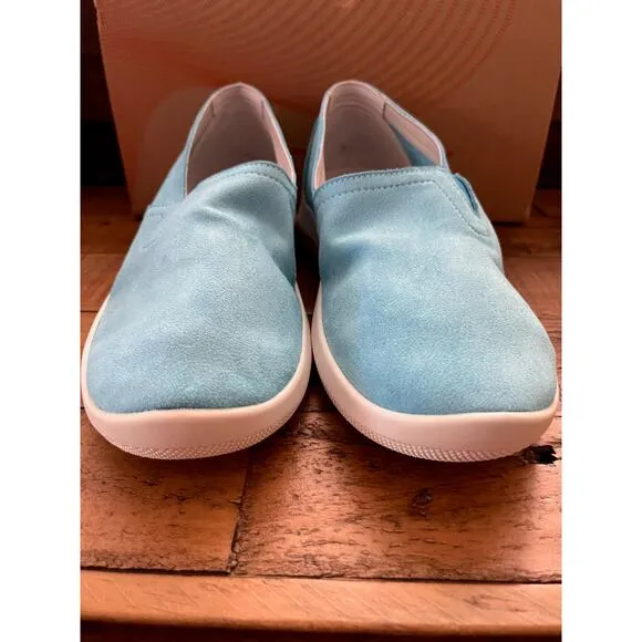 ARCOPEDICO J51 Banff Women's Slip on Shoes in color Sky Sz EU-40