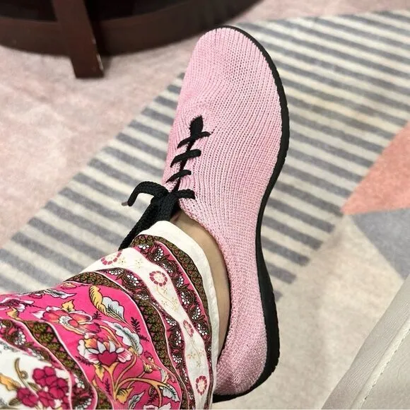 ARCOPEDICO Women’s LS Knit Lace-Up Shoes in the Size 41/9.5-10 US in Pink Color