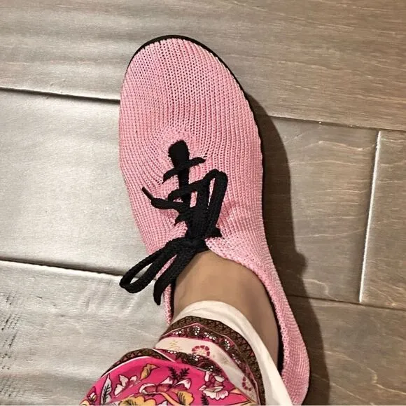 ARCOPEDICO Women’s LS Knit Lace-Up Shoes in the Size 41/9.5-10 US in Pink Color