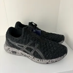 ASICS Black Gray Hypergel Kenzen Men’s Running Shoes
