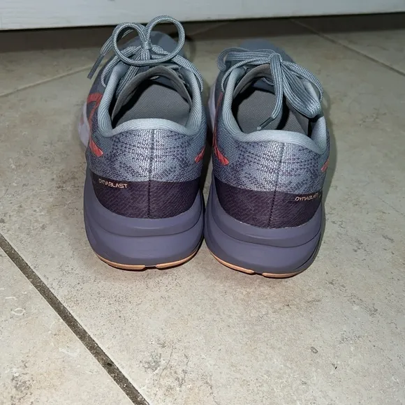 ASICS dynablast running shoes