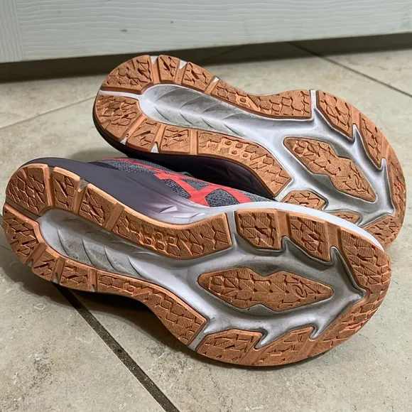 ASICS dynablast running shoes