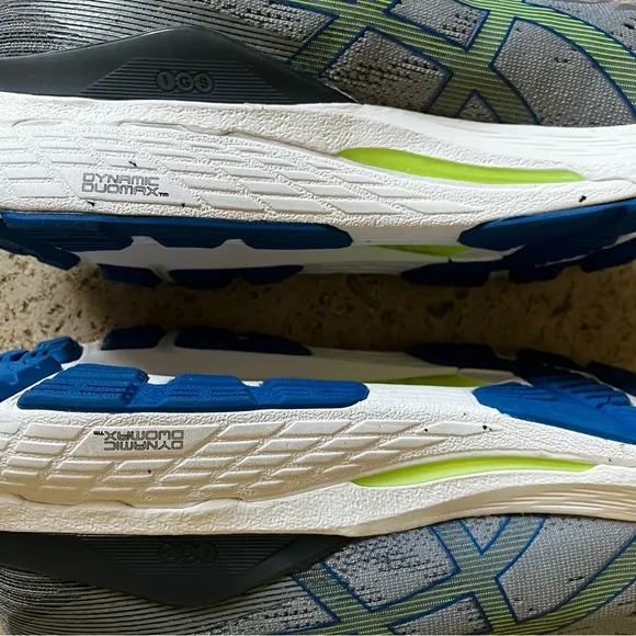 ASICS Men’s Gel-Kayano 28 Running Shoes Regular Width / NEW