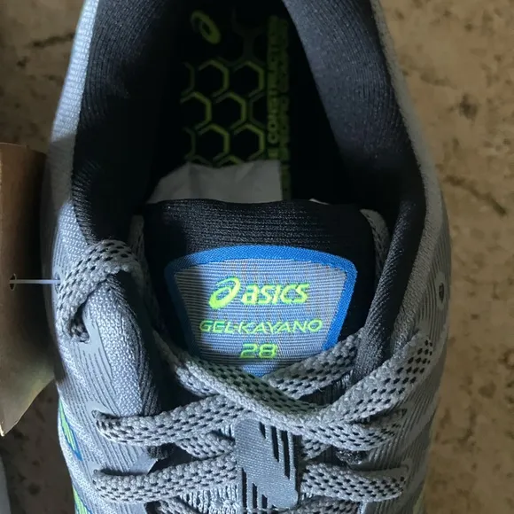 ASICS Men’s Gel-Kayano 28 Running Shoes Regular Width / NEW