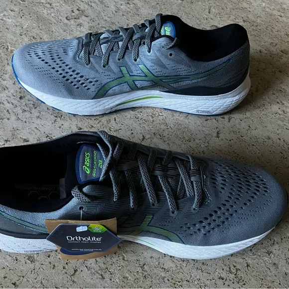 ASICS Men’s Gel-Kayano 28 Running Shoes Regular Width / NEW