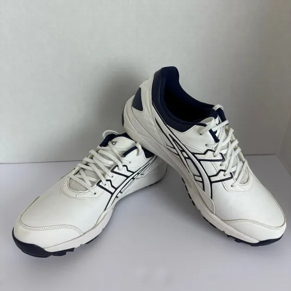 Asics White and Black Athletic Shoes for Performance