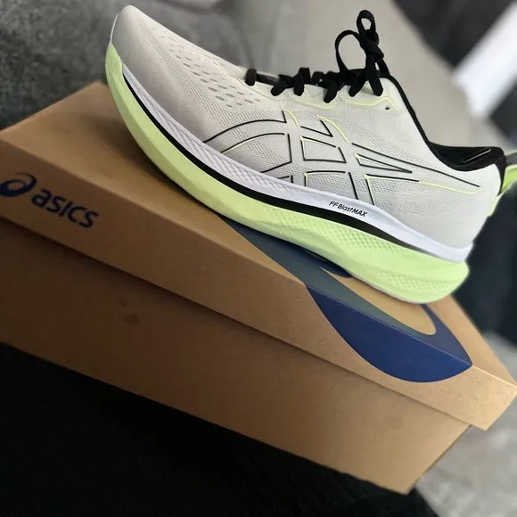 ASICS White and Green Running Shoes