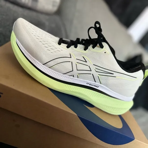 ASICS White and Green Running Shoes
