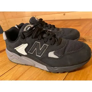 Awesome! [MT580MDB] Mens New Balance 580 'BLACK SHADOW GREY' Shoes Men's Size 8
