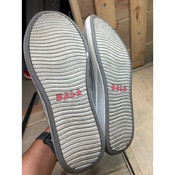 BALA Twelves Shoes for Nurses US9.5 Womens US8 Mens Gray Red Walking