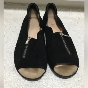 Beautifeel size 39(8 .5) Black Zipper Side Vents Shoes