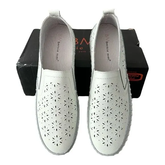 Bernie Mev. NYC TW99 White Memory Foam Slip On Shoes Style Size EU 41 US 11