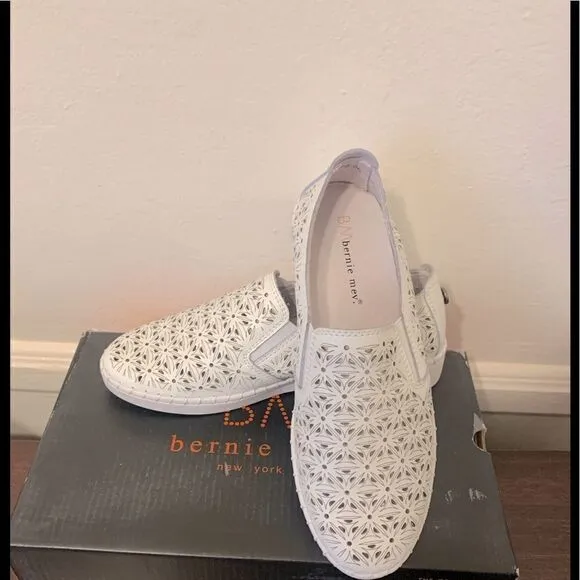 Bernie mev  soft leather upper/ lining cushioned footbed slip on sneaker Sz 36