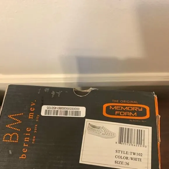 Bernie mev  soft leather upper/ lining cushioned footbed slip on sneaker Sz 36