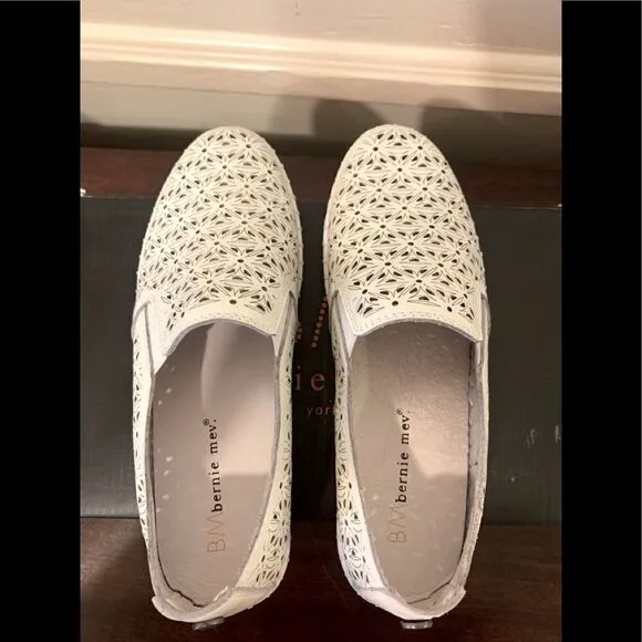 Bernie mev  soft leather upper/ lining cushioned footbed slip on sneaker Sz 36