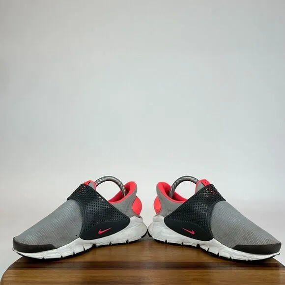 Big Kids Nike Sock Dart Gray Athletic‎ Running Shoes Sneakers Size 6 Y GUC