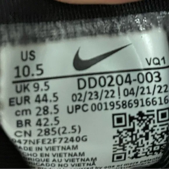 Black Nike Running Shoes (New)