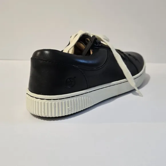 BORN Paloma Women's Leather shoes 7.5M