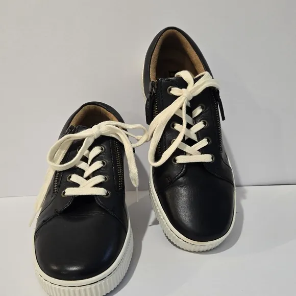 BORN Paloma Women's Leather shoes 7.5M