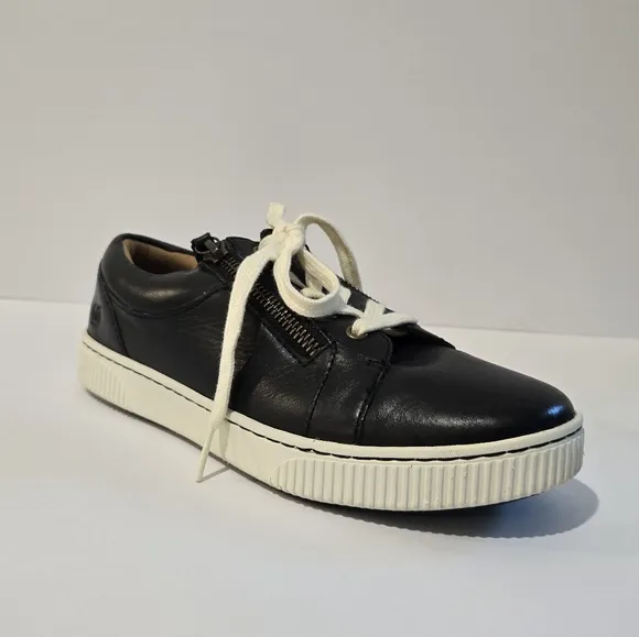 BORN Paloma Women's Leather shoes 7.5M