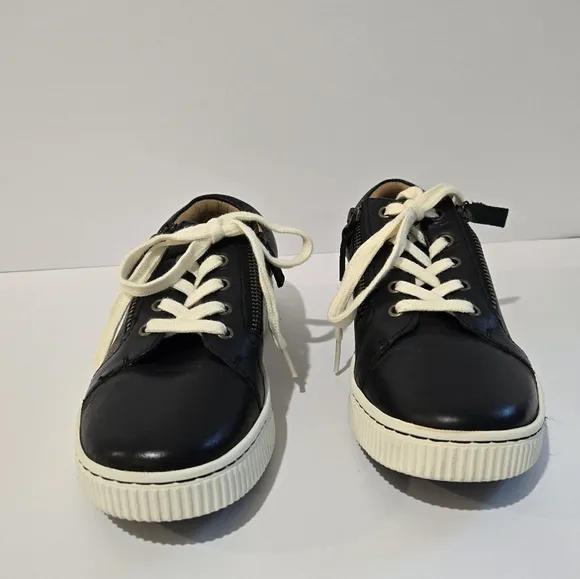 BORN Paloma Women's Leather shoes 7.5M