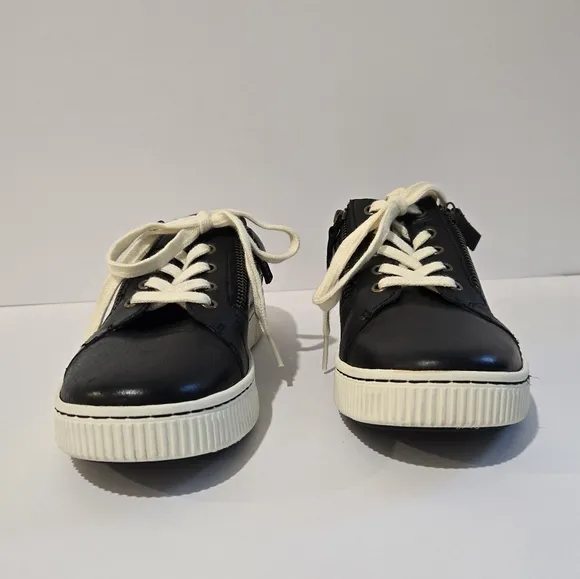 BORN Paloma Women's Leather shoes 7.5M