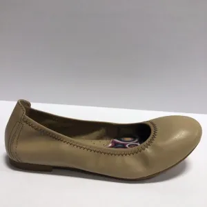 Born Women’s Julianne, Tan Leather Slip-On Shoes, Size 6 Wide