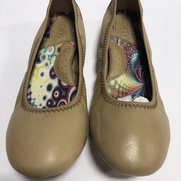 Born Women’s Julianne, Tan Leather Slip-On Shoes, Size 6 Wide