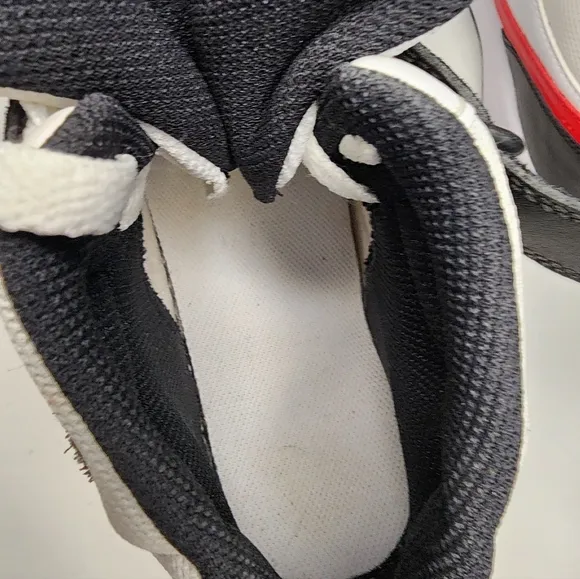 Boys Nike Gym Shoes