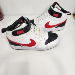 Boys Nike Gym Shoes