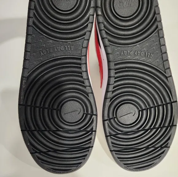 Boys Nike Gym Shoes
