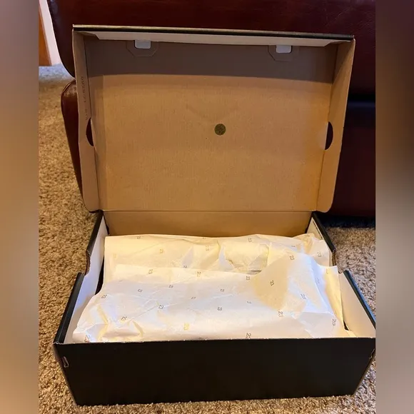 Brand new Jordan One Low’s (Shadow) golf shoes.