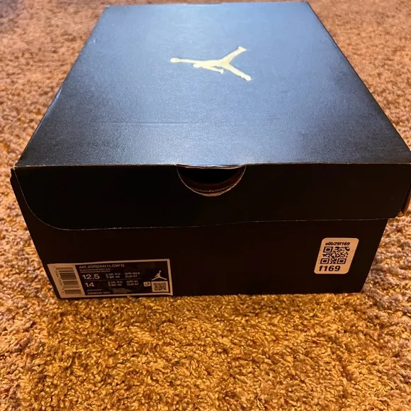 Brand new Jordan One Low’s (Shadow) golf shoes.