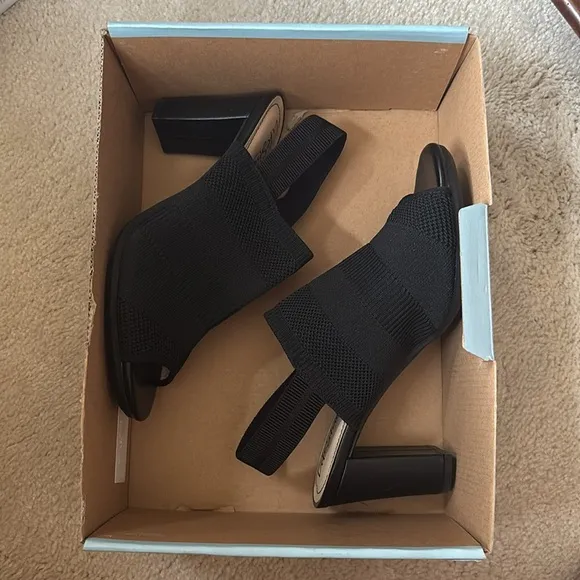 Brand New Life Stride Flex Black Fabric Stretch Fly Knit Slingback Heels Sandals
