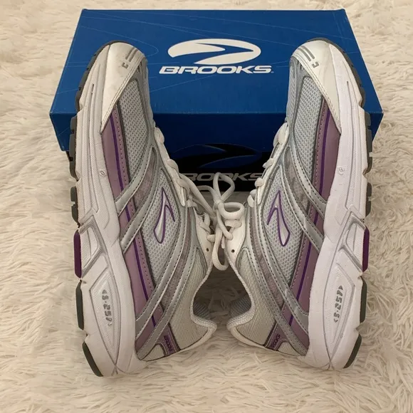 Brooks Addiction Running Shoes