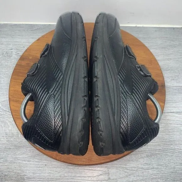 Brooks Addiction Walker Men’s Size 10 D Black Leather Walking Shoes Sneakers