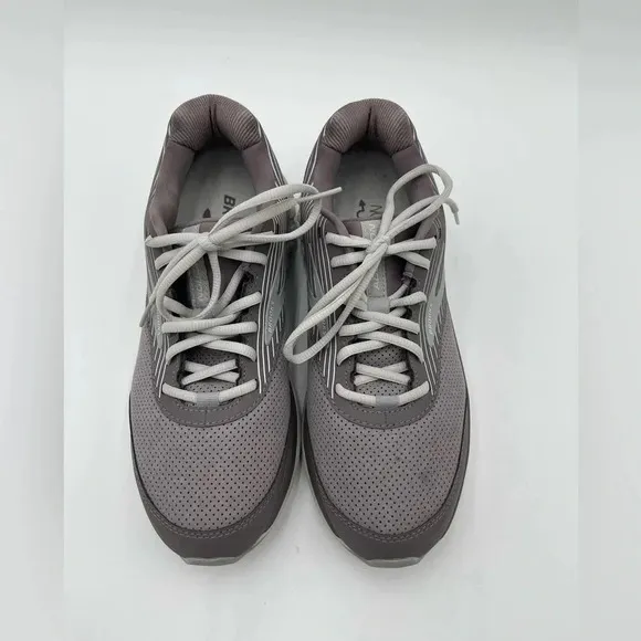 Brooks Addiction Walker Womens Size 11 Shark/Alloy/Oyster Suede Walking Shoe