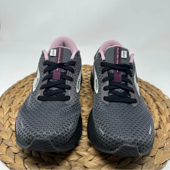 BROOKS Adrenaline GTS 22 Running Shoes Pearl Black Metallic Size 7.5 Women's