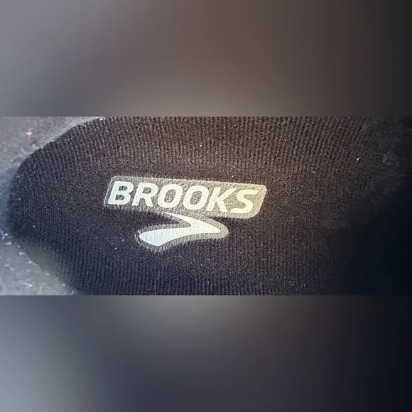 Brooks Adrenaline GTS 23 Triple Black Walking Running Shoes Women Size 7.5 VGC