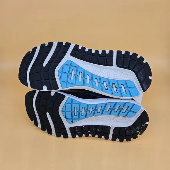 Brooks Ariel 20 Women's Black Running Shoes Size 12