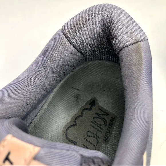 Brooks Ghost 12 running shoes sneakers lavender 11