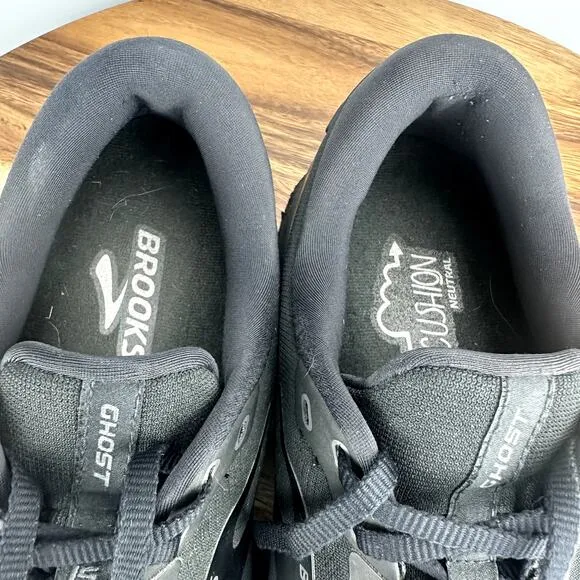 Brooks Ghost 15 Shoes Men's 11.5 D Black Sneakers Running Athletic Jogging Gym