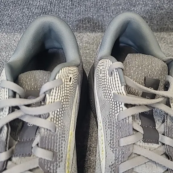 Brooks Ghost 16 Mens 12.5 Shoes Gray 1104181D040 Running Sneaker Gym Walking