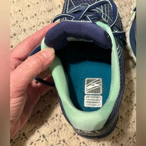 Brooks Glycerin 12 Navy Athletic Running Shoes 1201601B453 Women's US 8.5 B