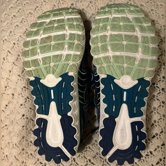 Brooks Glycerin 12 Navy Athletic Running Shoes 1201601B453 Women's US 8.5 B