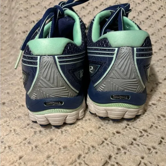 Brooks Glycerin 12 Navy Athletic Running Shoes 1201601B453 Women's US 8.5 B