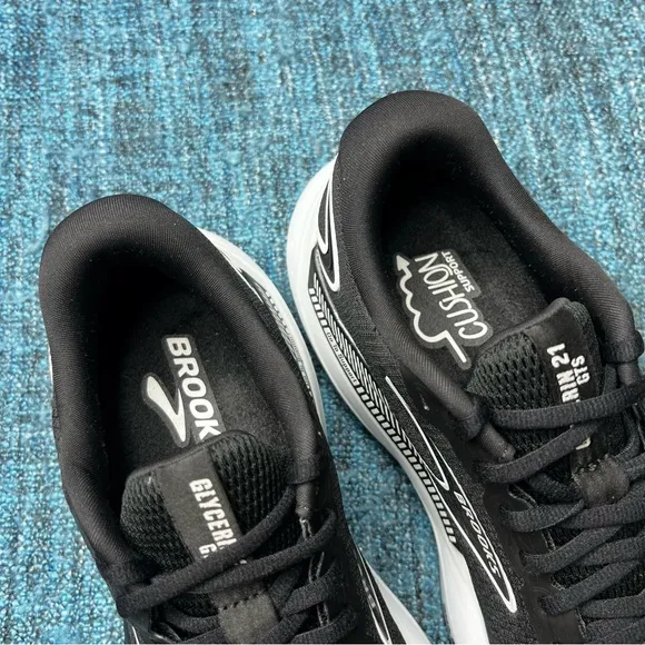Brooks Glycerin 21 Running Shoes in Black White