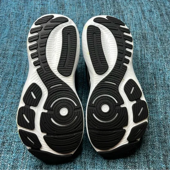 Brooks Glycerin 21 Running Shoes in Black White
