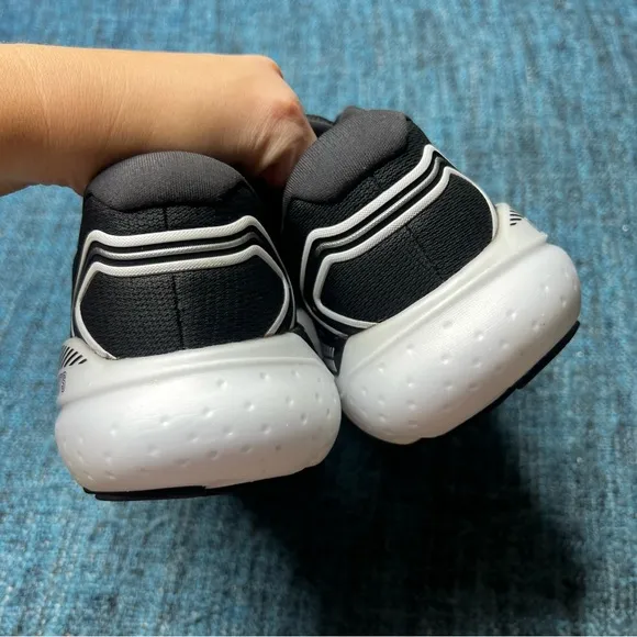Brooks Glycerin 21 Running Shoes in Black White